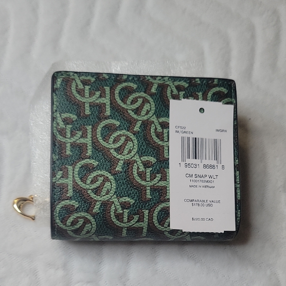 NWT Coach Green and Brown Logo Wallet